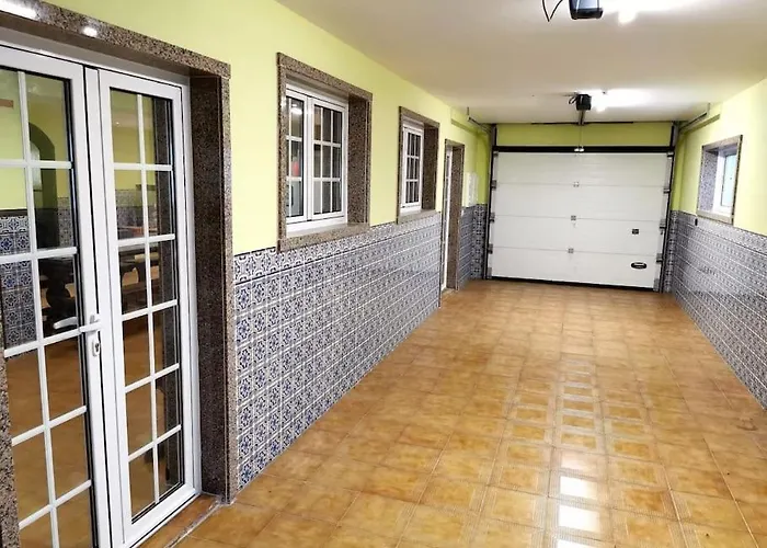 Nina23 - Garagem Gratuita Aveiro